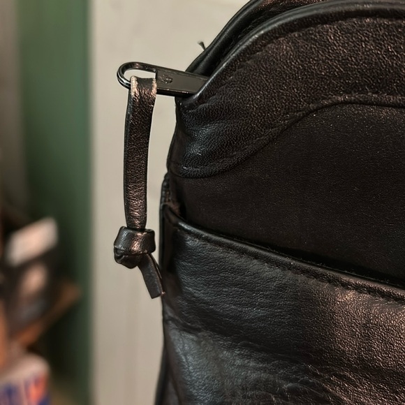 EUC Vintage Alicia Genuine Leather Black Shoulderbag Purse Hobo Tote - Picture 8 of 9